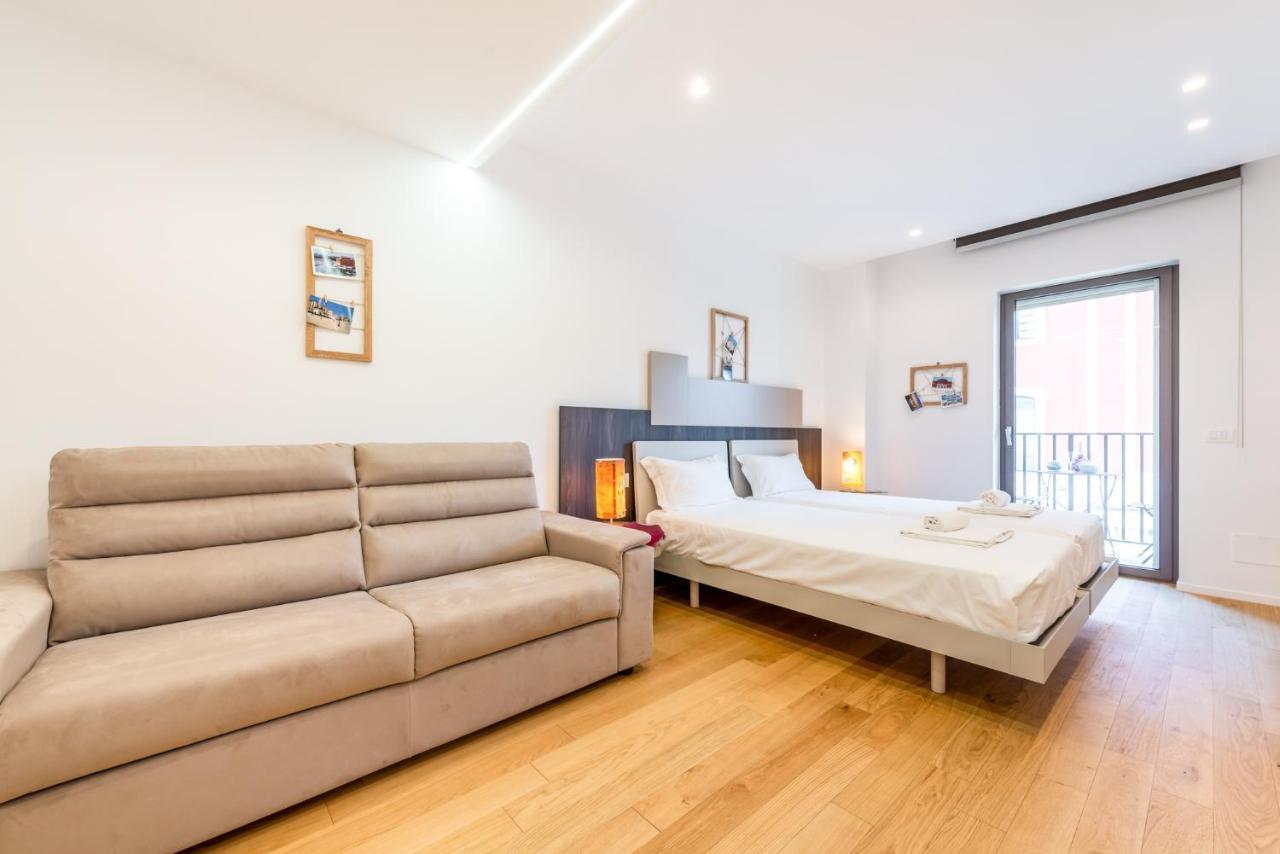 Central & Elegant Room Near The Station Bari Exterior foto